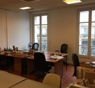 Bureau privé 120 m² 20 postes Location bureau Rue Réaumur Paris 75002 - photo 4